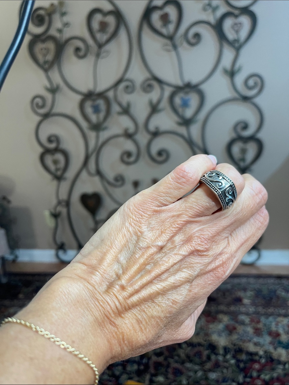 Textured Swirl Silver-Tone Ladies Band Ring